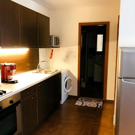 Apartament Beautiful Right By The Sea,