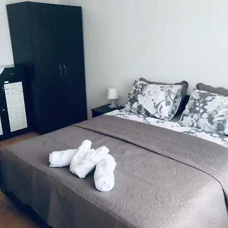 Beautiful Right By The Sea, Appartamento