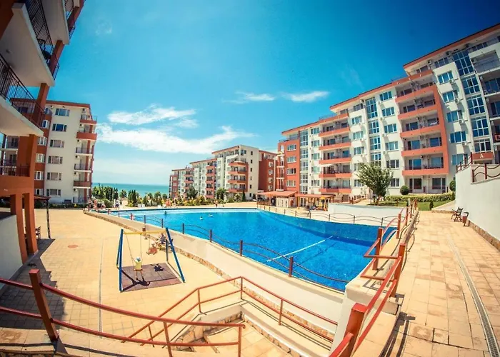 Beautiful Right By The Sea, Апартаменты Свети-Влас